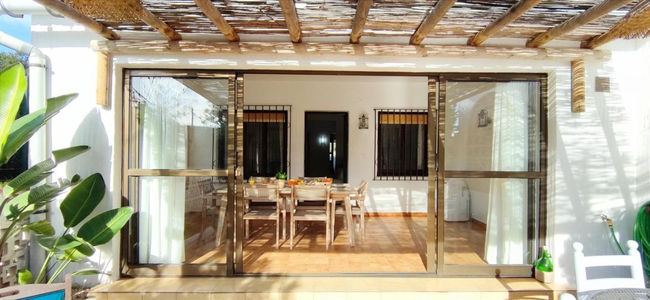 Bungalow Del Mar دينايا المظهر الخارجي الصورة