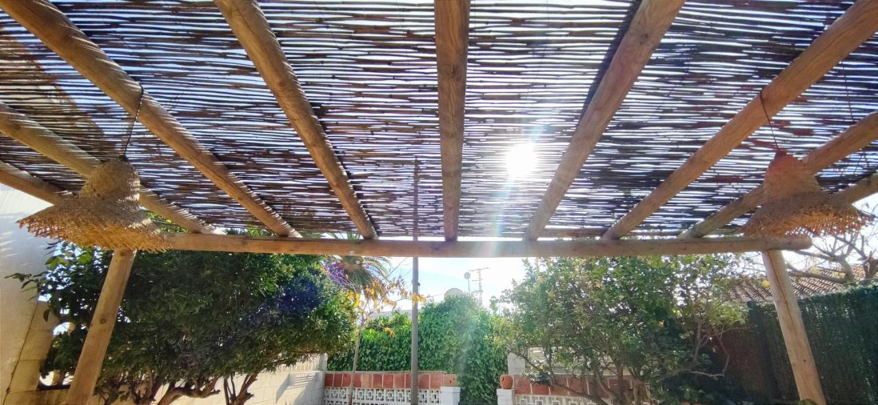 Bungalow Del Mar دينايا المظهر الخارجي الصورة